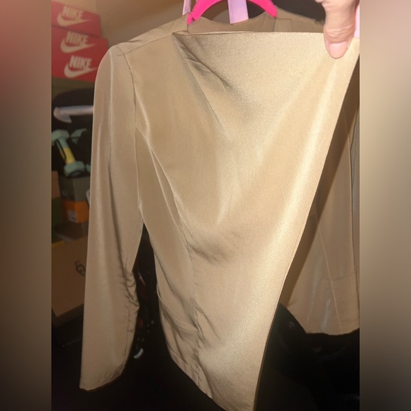 Forever 21 draped blazer beige color size S - Picture 2 of 6
